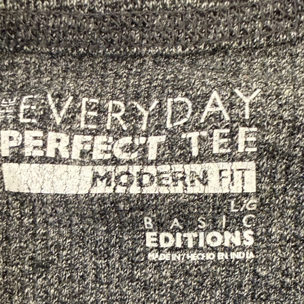 Basic Editions Charcoal Knit Tee - Picture 2 of 3